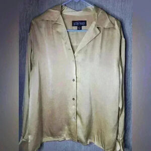 Vintage Linda Allard for Ellen Tracy 100% Silk button-down, long sleeve blouse.